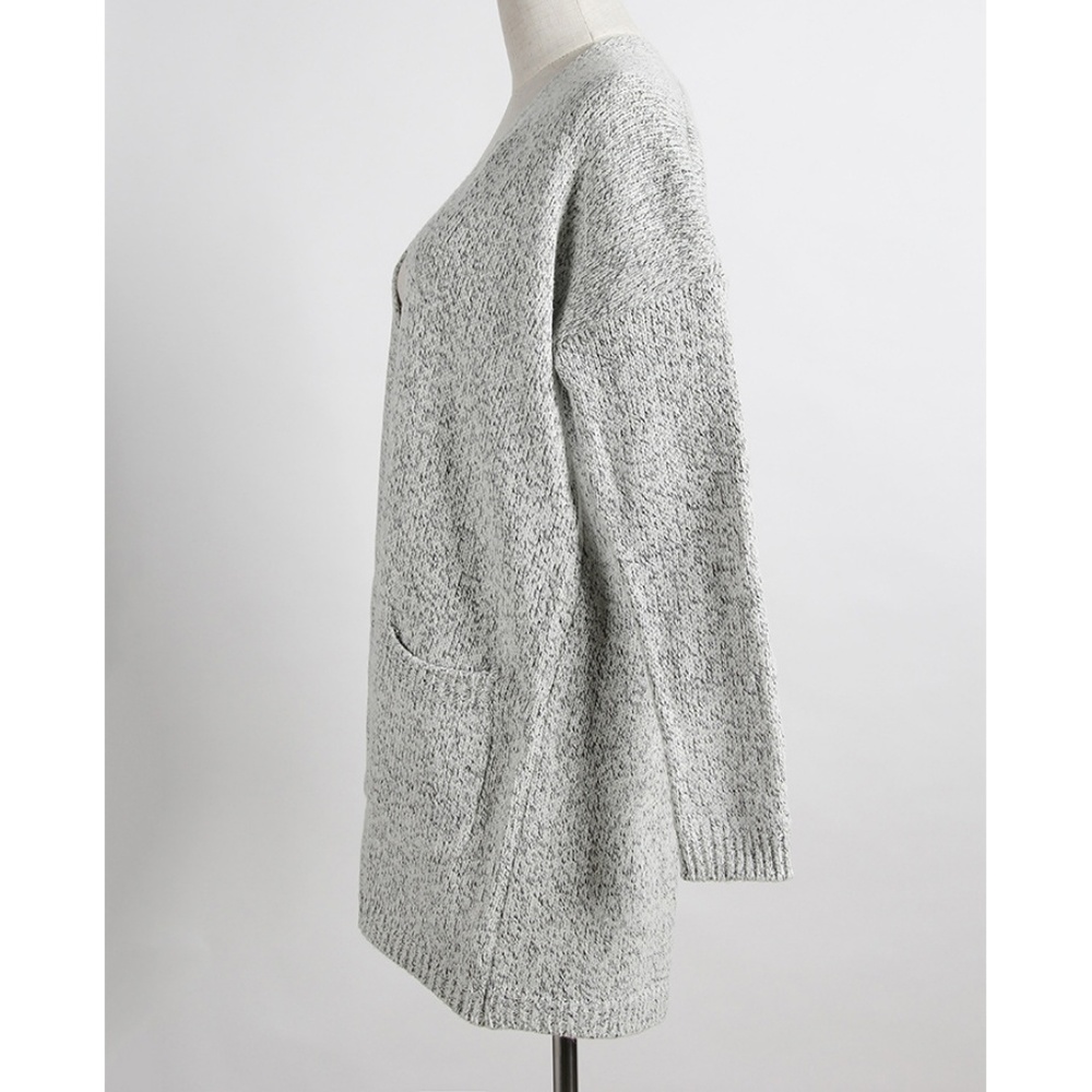 Essential Fall Cardigan Long Knit Grey w/ Pockets - Picture 4 of 6